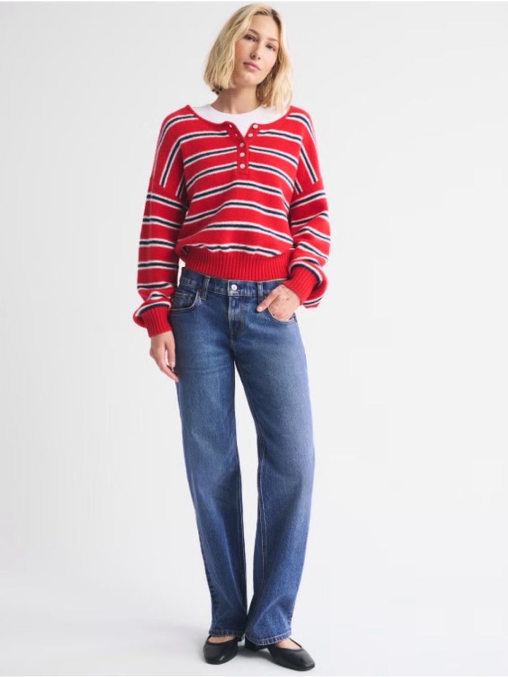 NWT Abercrombie & Fitch Low Rise 90’s Relaxed Jeans